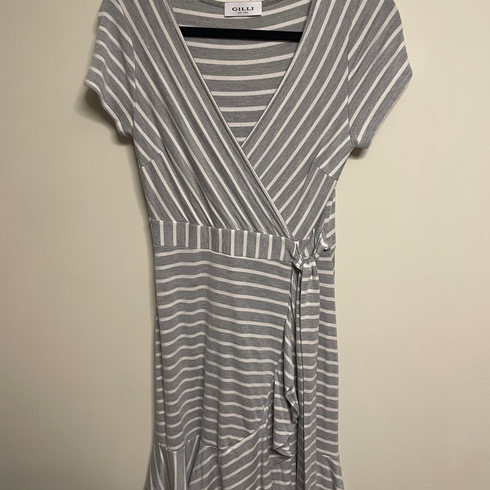 Gilli Charcoal‎ and White Striped Midi Dress size medium